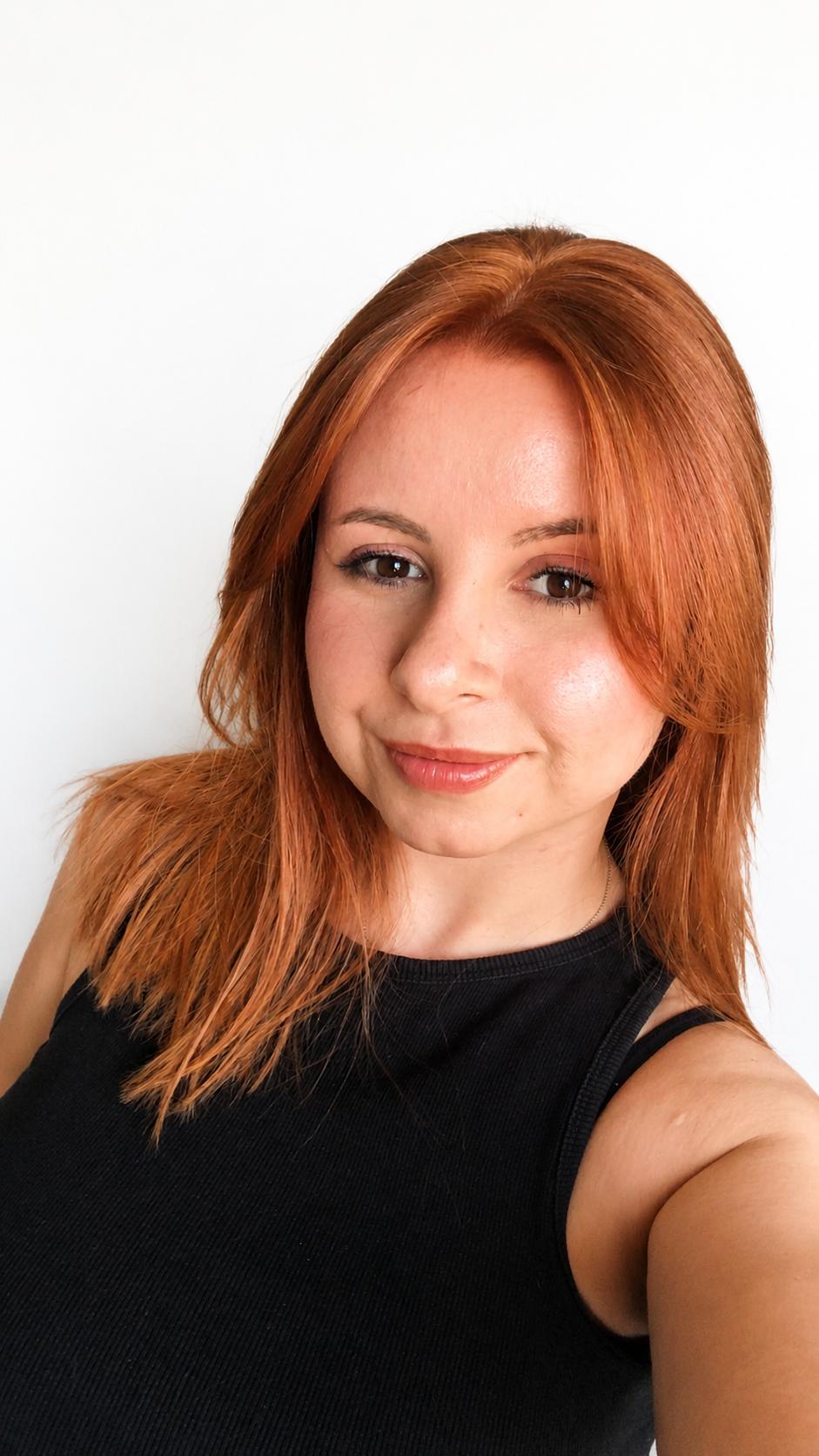 Elisa, profesora nativa de francés con Máster en FLE, imparte clases online